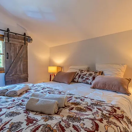 Hébergement de vacances D'hote La Vinha Aux Lesmaisonsdeshoussats *